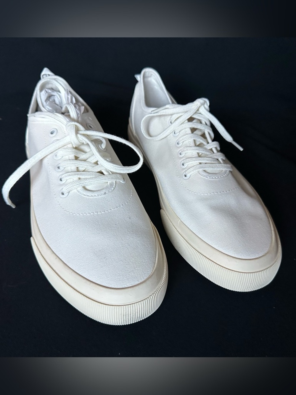 Tread by Everlane white Canvas Sneakers  men’s 8.5  women’s 10.5 lace up shoes